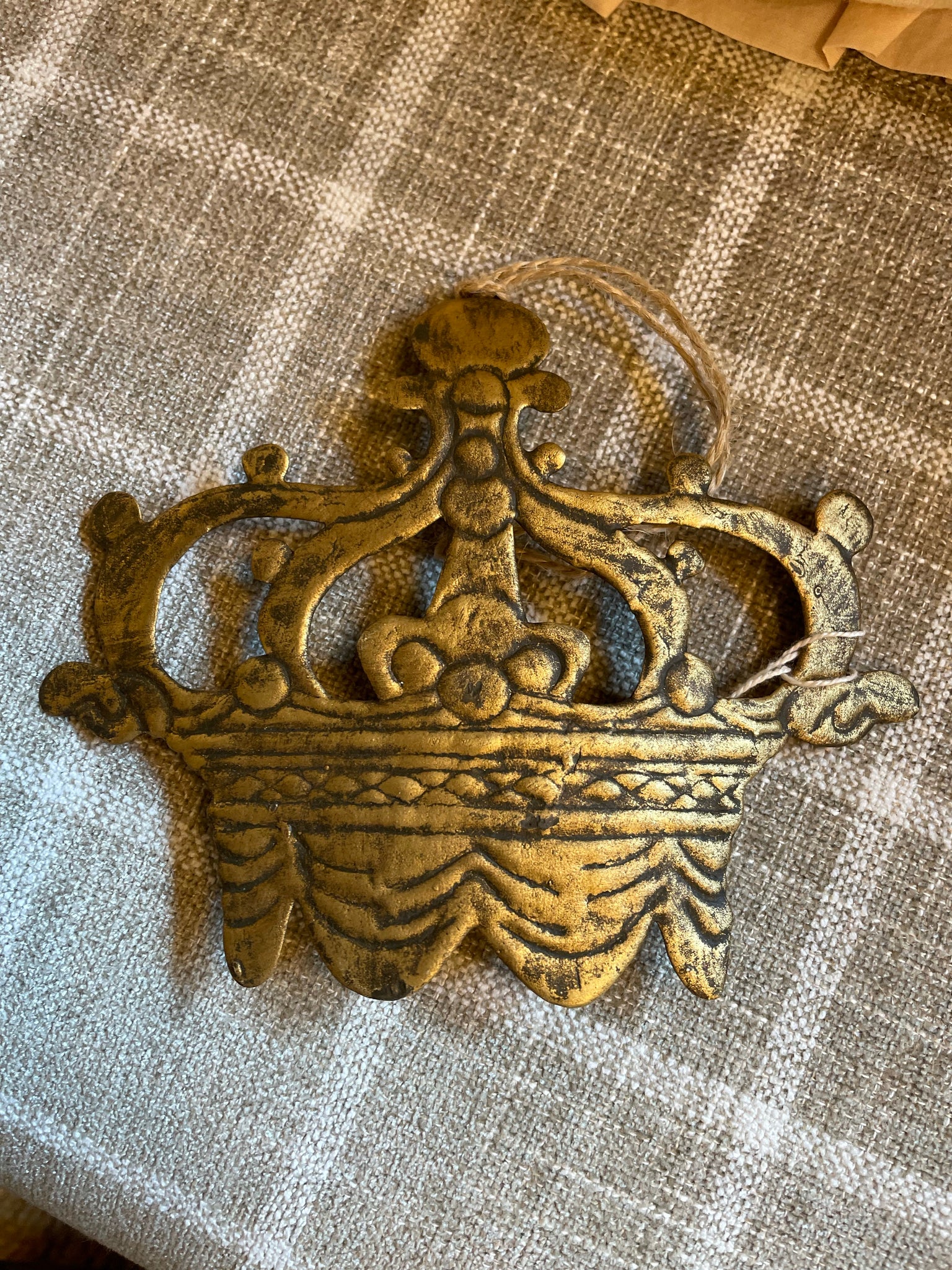 Corona Regina